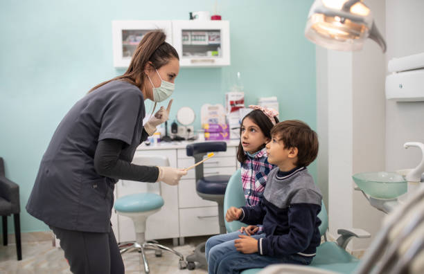 Best Emergency Dental Care  in Las Lomas, TX